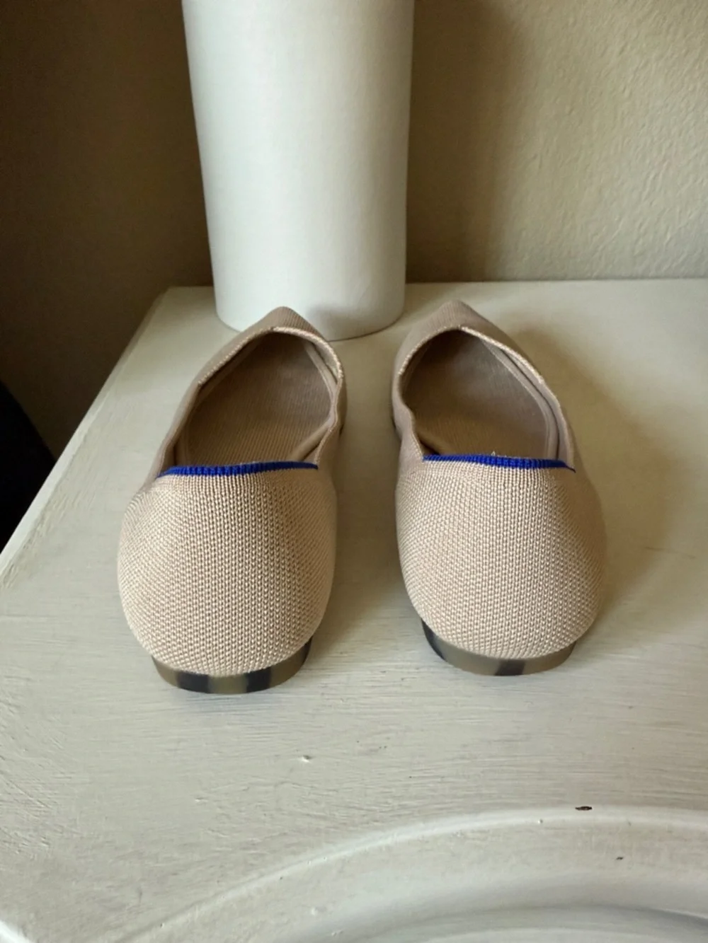 Rothys The Point in Ecru Size 6.5 - Picture 4 of 9